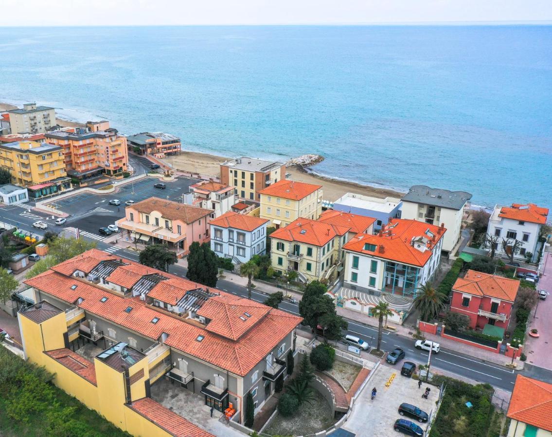 Apartmán Casa Velia 78Mq A 30 Metri Dal Mare Di San Vincenzo Exteriér fotografie